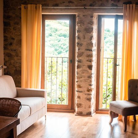 Hotel La Palombe Octon Habitación foto